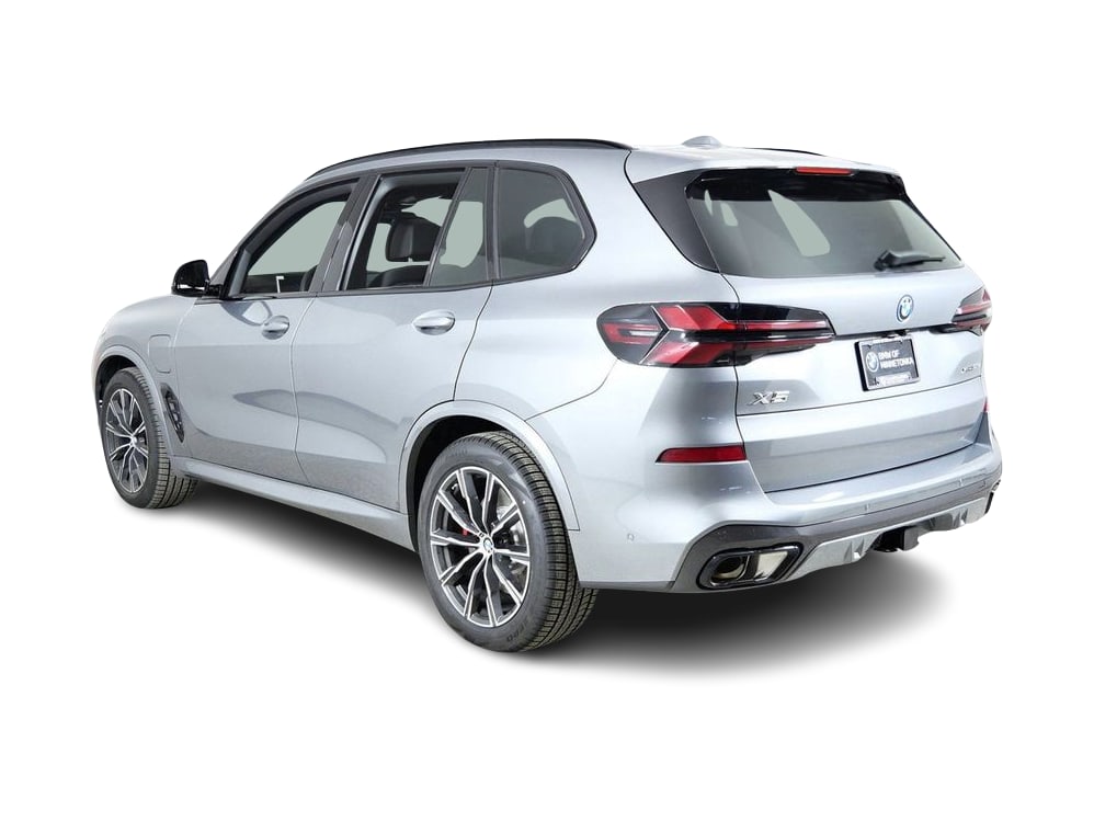 Thumbnail: 2026 BMW X5 - 4