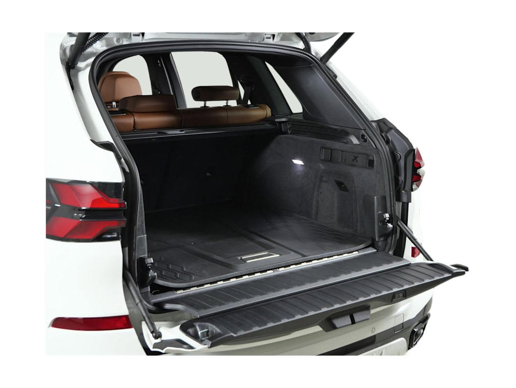 Thumbnail: 2026 BMW X5 - 34