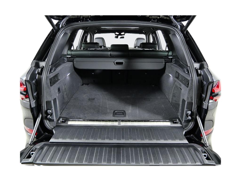 Thumbnail: 2026 BMW X5 - 34