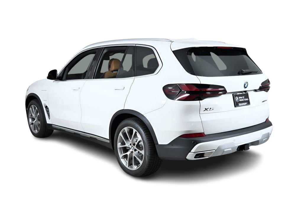 Thumbnail: 2026 BMW X5 - 4