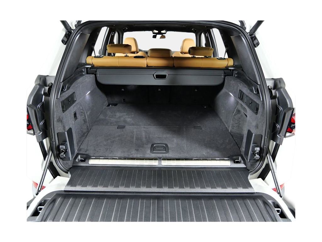 Thumbnail: 2026 BMW X5 - 33