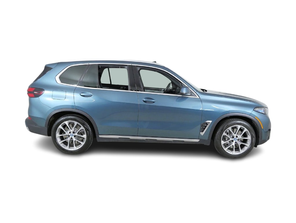 Thumbnail: 2024 BMW X5 - 19
