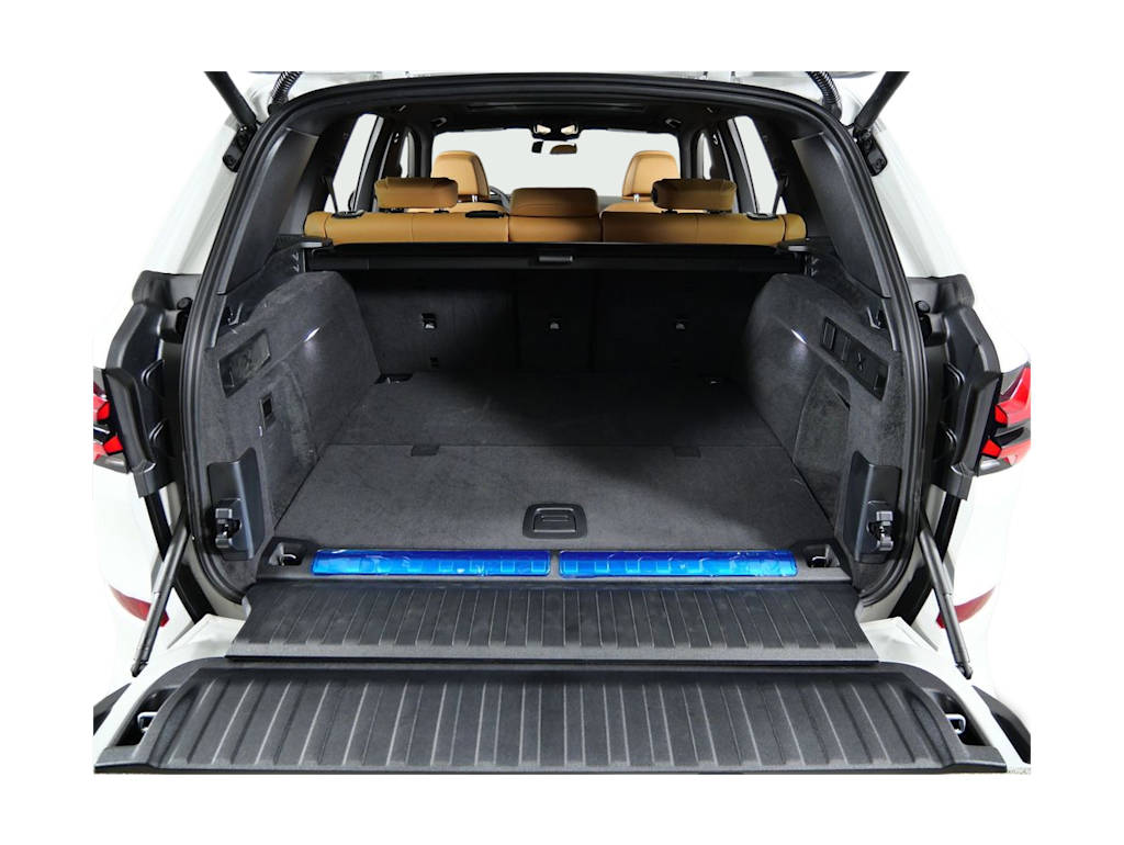 Thumbnail: 2026 BMW X5 - 34