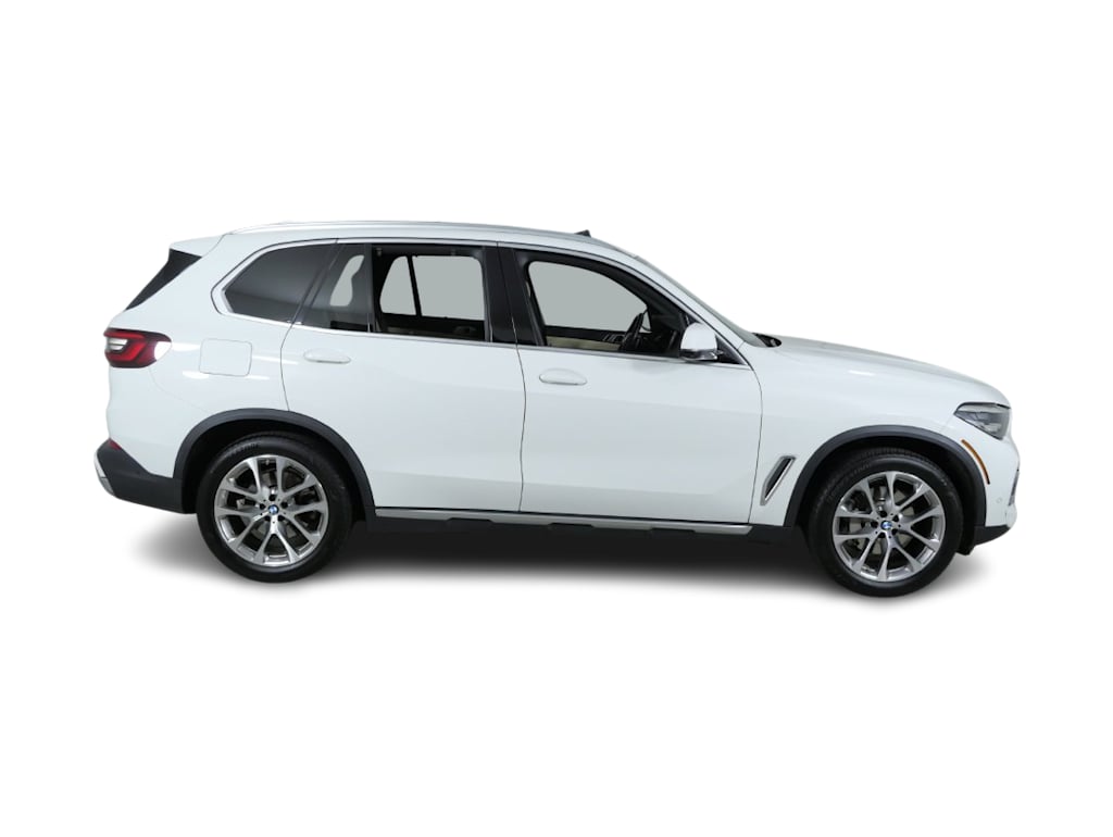 Thumbnail: 2022 BMW X5 - 21