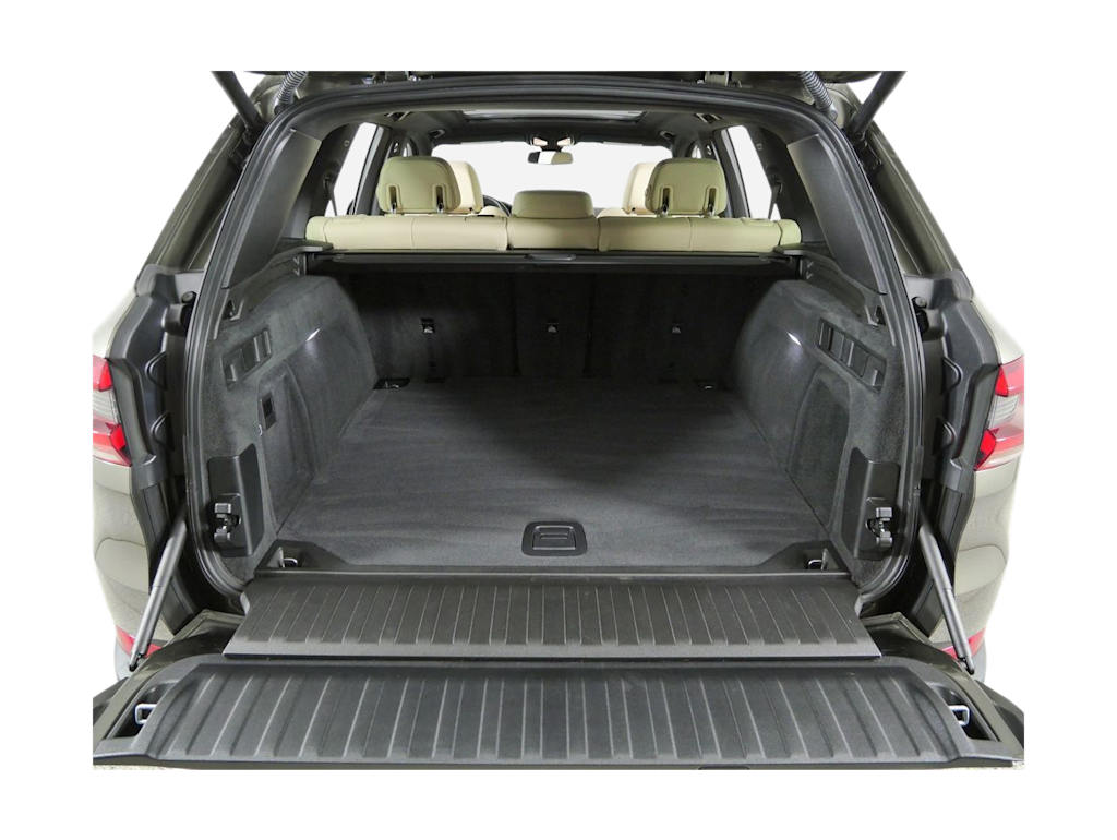 Thumbnail: 2021 BMW X5 - 15