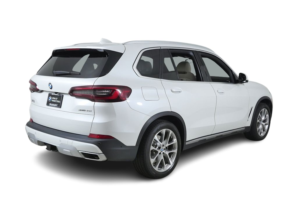 Thumbnail: 2021 BMW X5 - 21