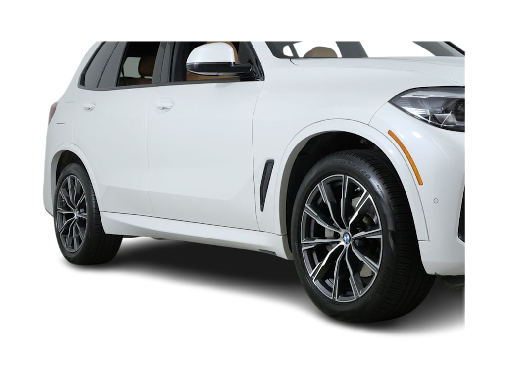 Thumbnail: 2022 BMW X5 - 18