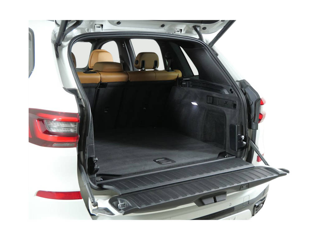Thumbnail: 2022 BMW X5 - 33