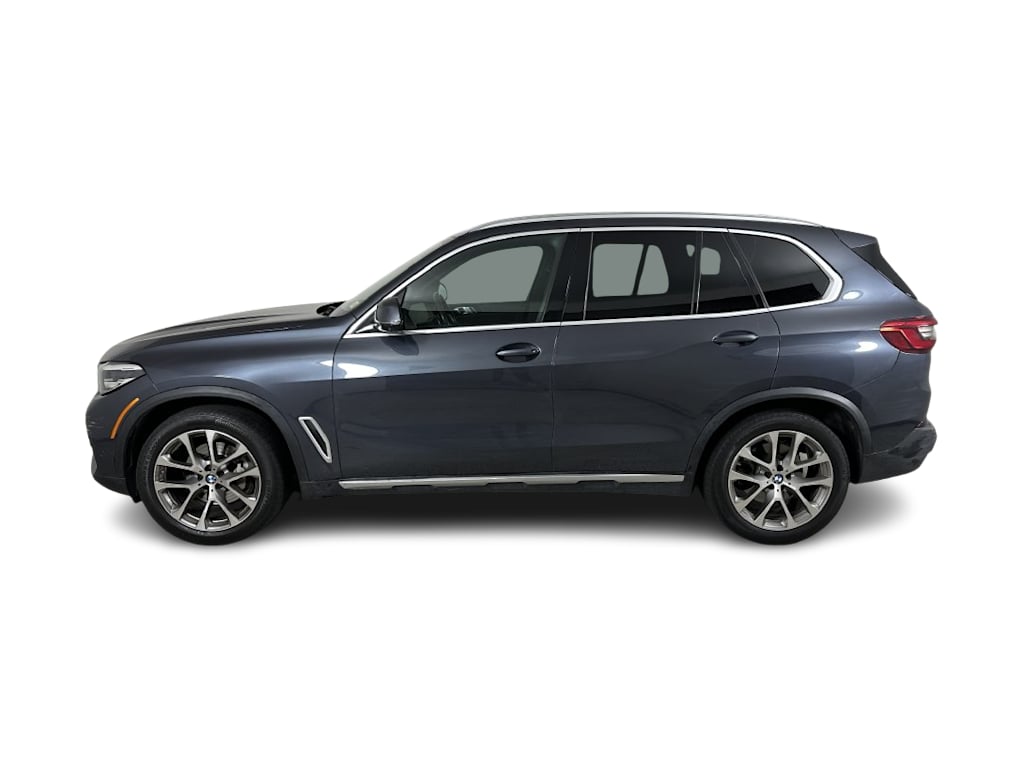 Thumbnail: 2021 BMW X5 - 11