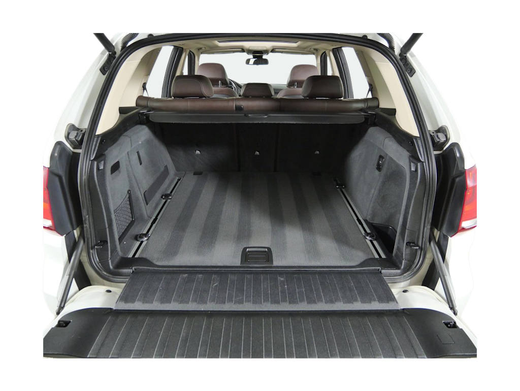 Thumbnail: 2016 BMW X5 - 16