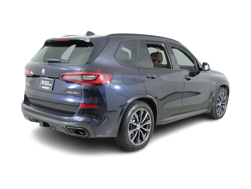 Thumbnail: 2022 BMW X5 - 21