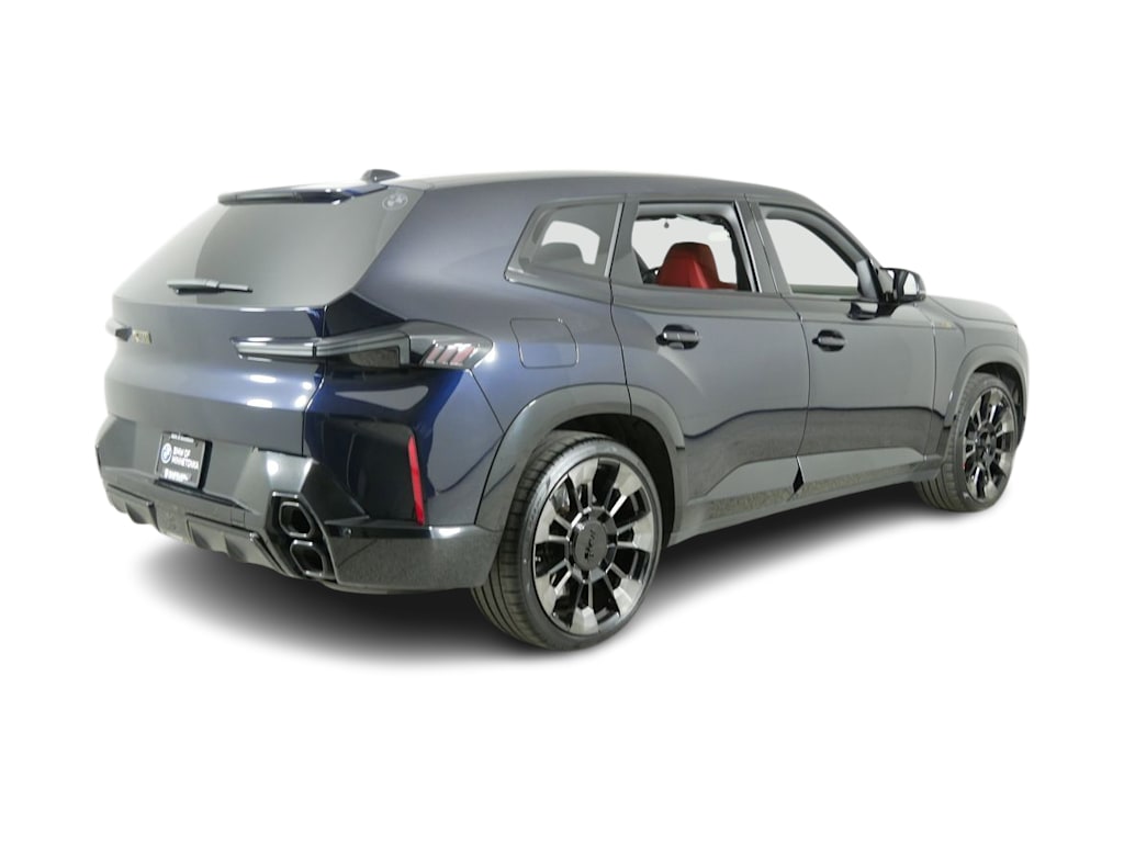 2023 BMW XM  19
