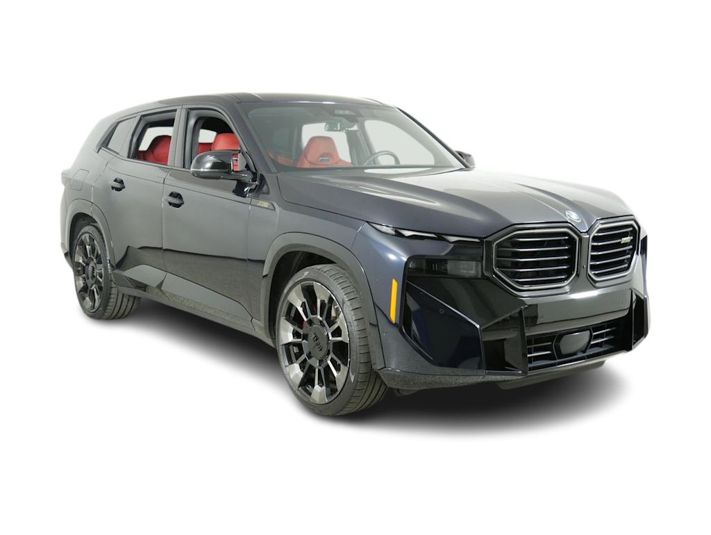 2023 BMW XM  16