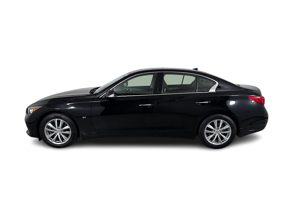 Thumbnail: 2015 INFINITI Q50 - 11