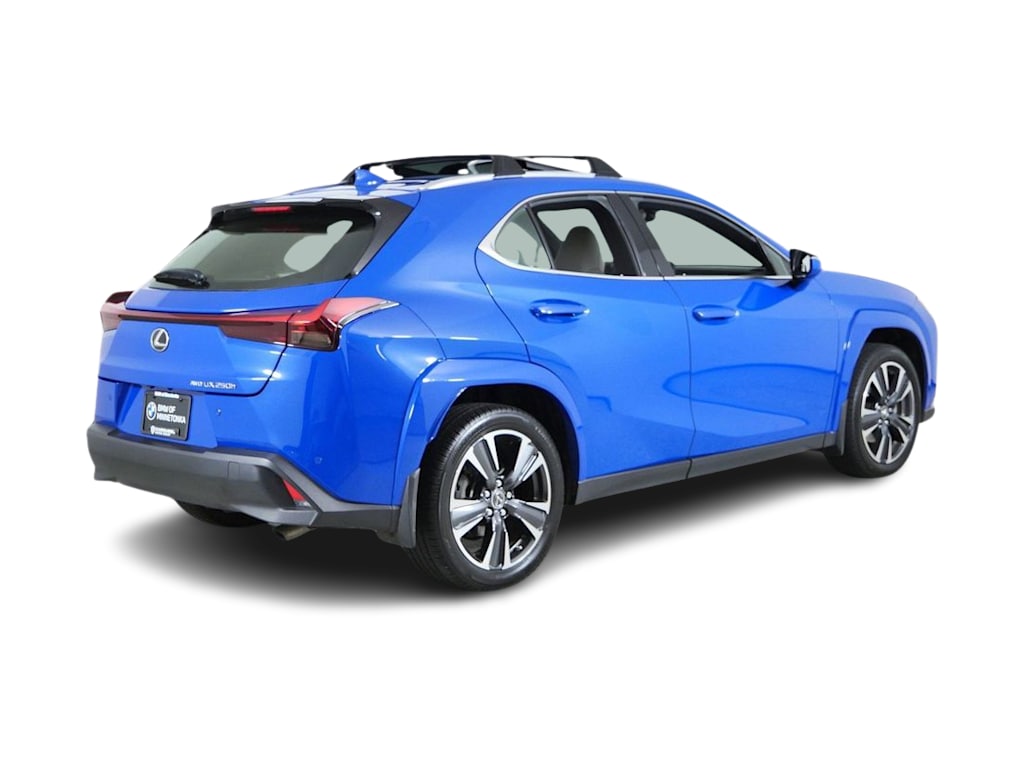 Thumbnail: 2024 Lexus UX - 19