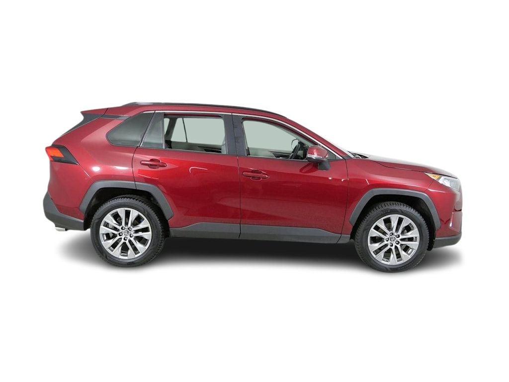 Thumbnail: 2019 Toyota RAV4 - 19