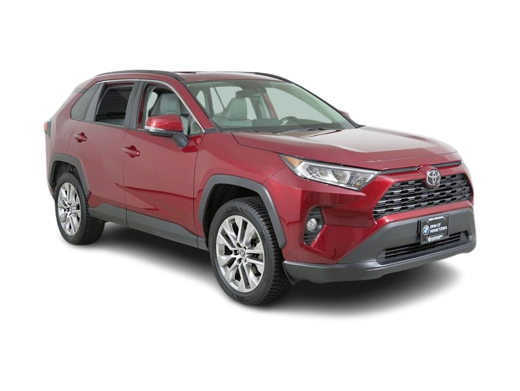 Thumbnail: 2019 Toyota RAV4 - 18