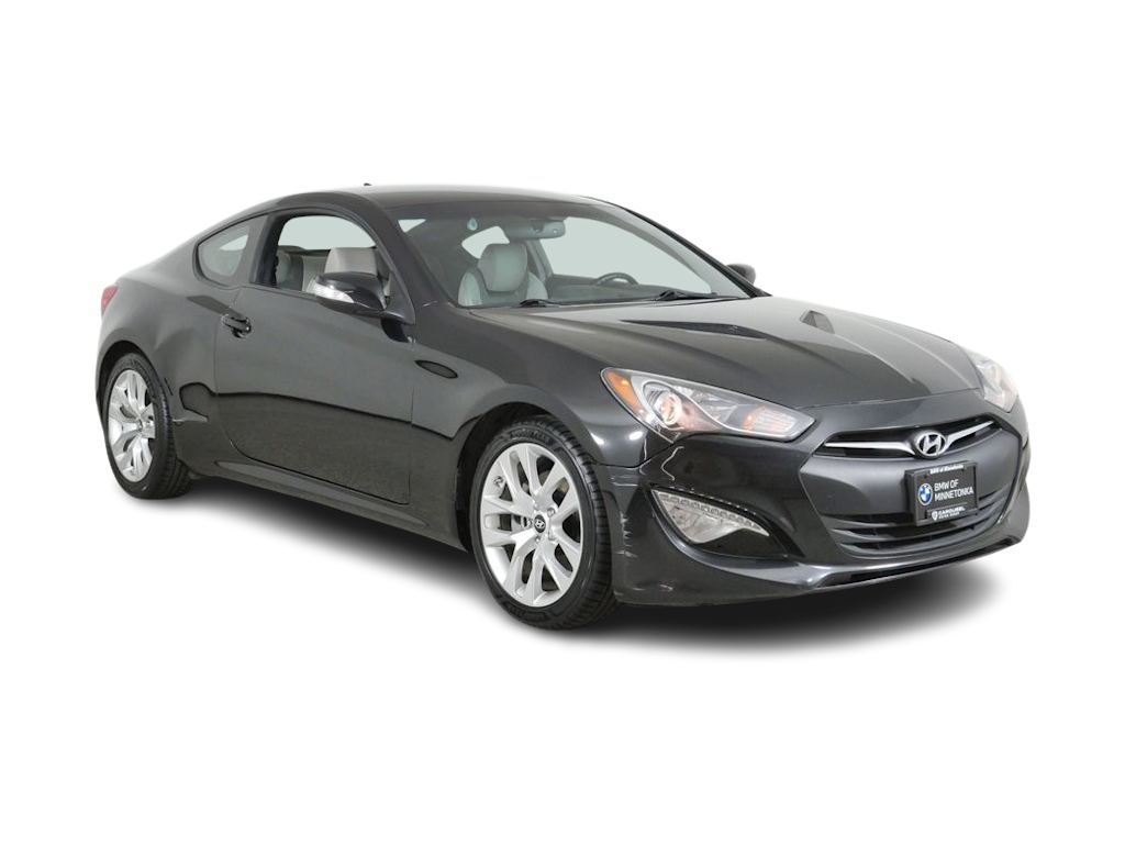 Thumbnail: 2015 Hyundai Genesis - 18
