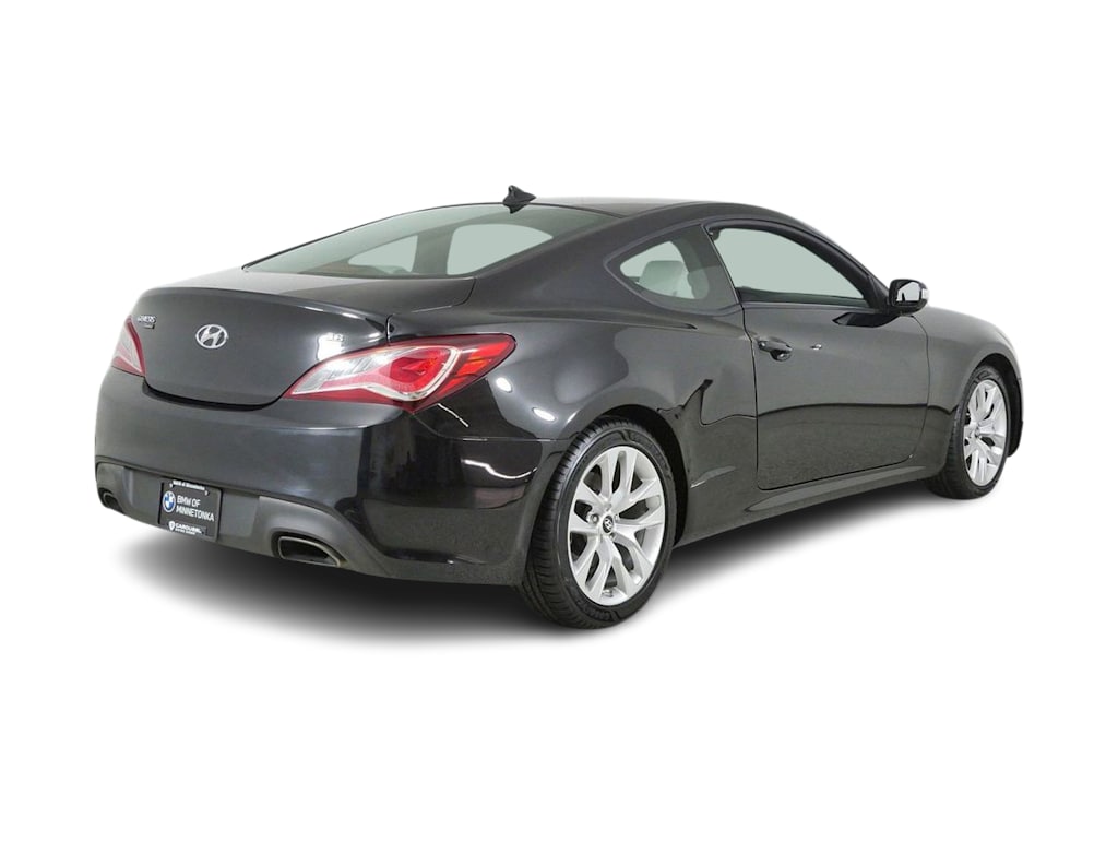 Thumbnail: 2015 Hyundai Genesis - 20