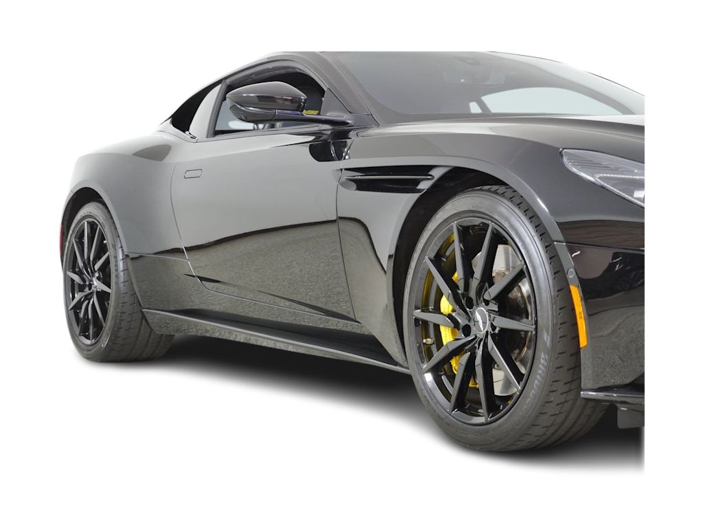 Thumbnail: 2020 Aston Martin DB11 - 18
