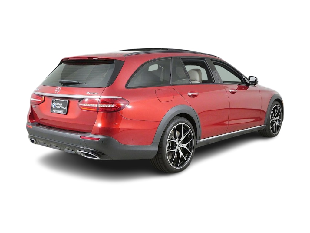 Thumbnail: 2021 Mercedes-Benz E-Class - 21