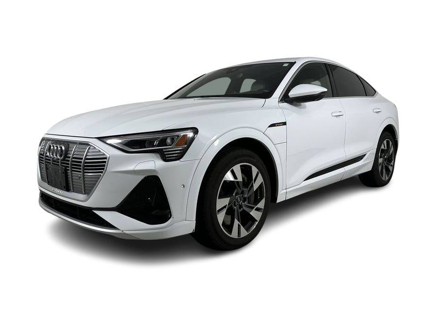 Thumbnail: 2023 Audi e-tron - 10