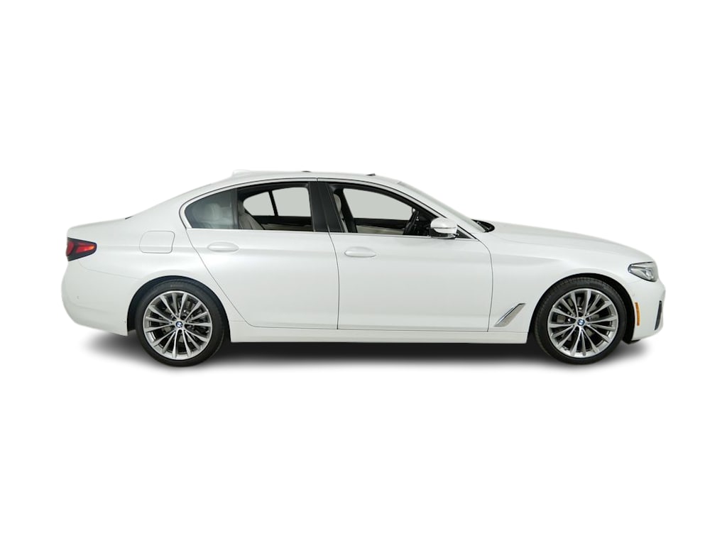 2021 BMW 5 Series 530xi 19