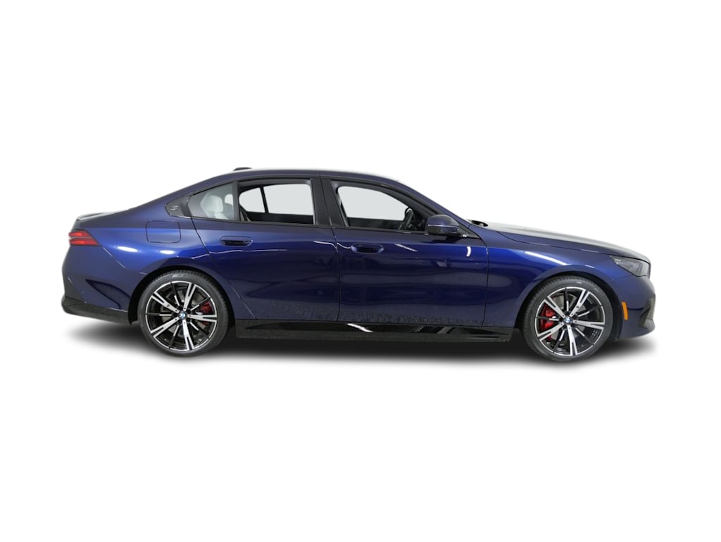 Thumbnail: 2026 BMW 5 Series - 20