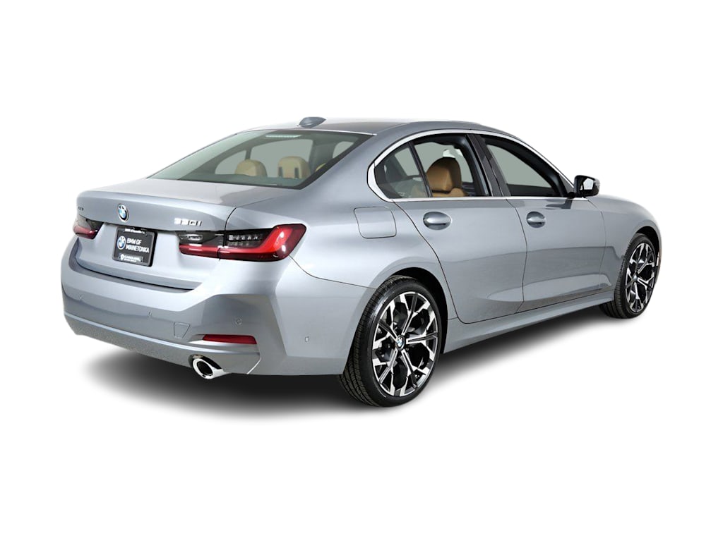 Thumbnail: 2026 BMW 3 Series - 22