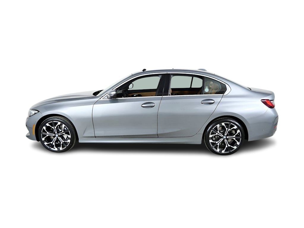 Thumbnail: 2026 BMW 3 Series - 3
