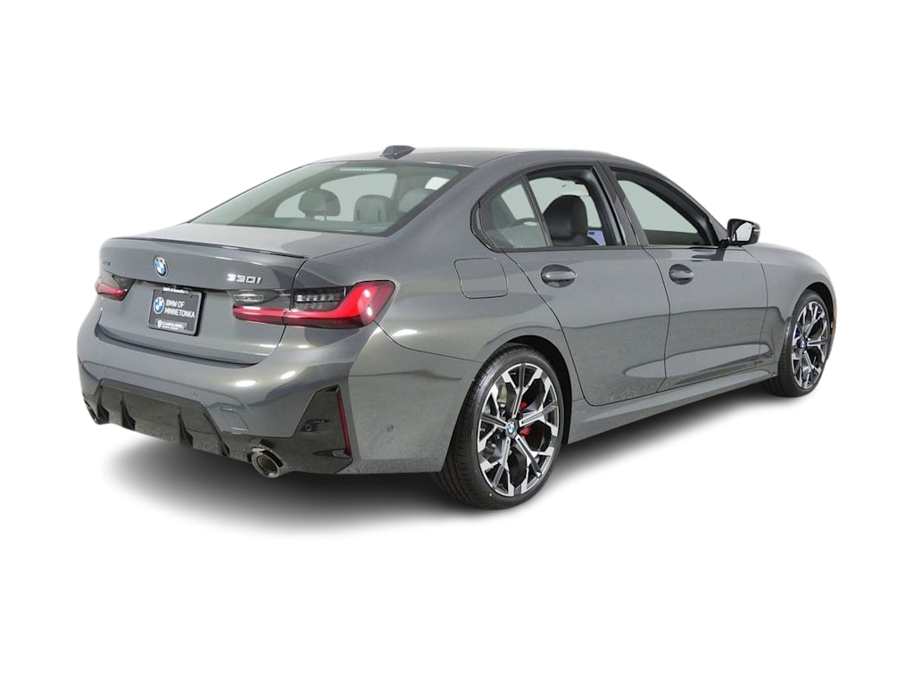 Thumbnail: 2026 BMW 3 Series - 22