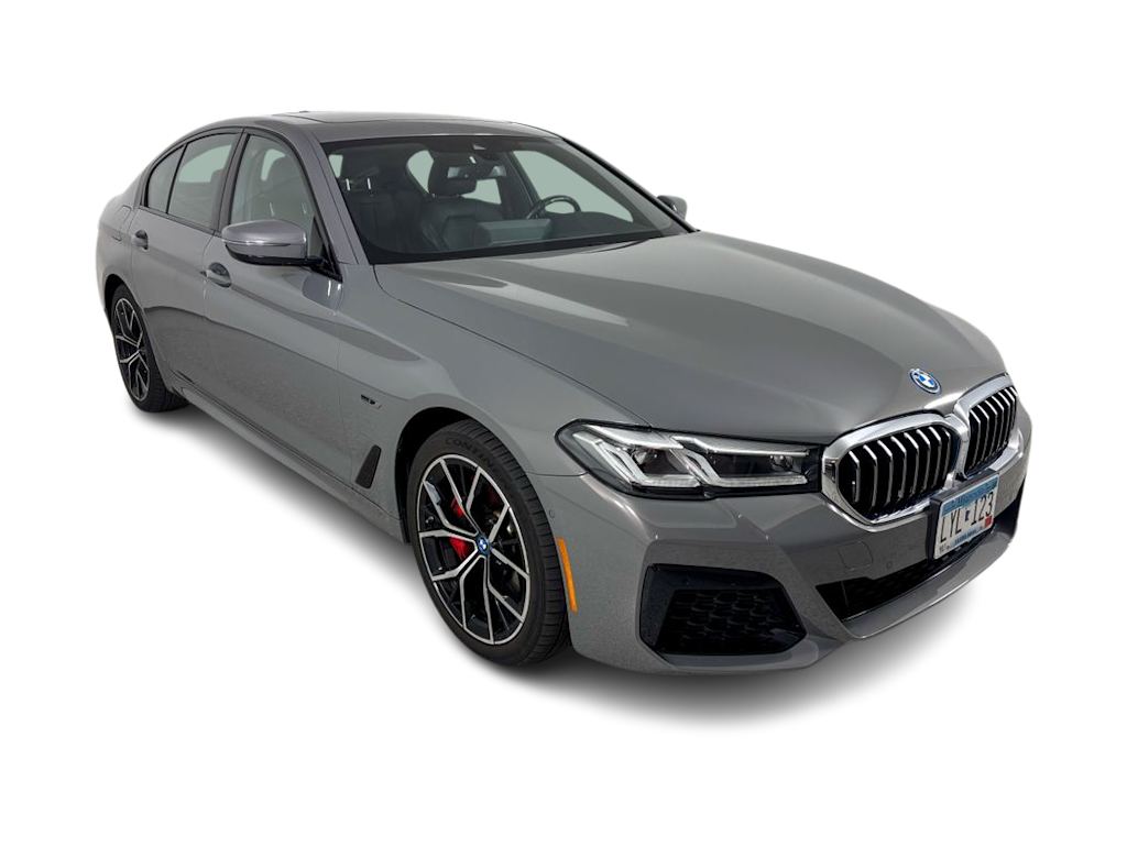 Thumbnail: 2022 BMW 5 Series - 9