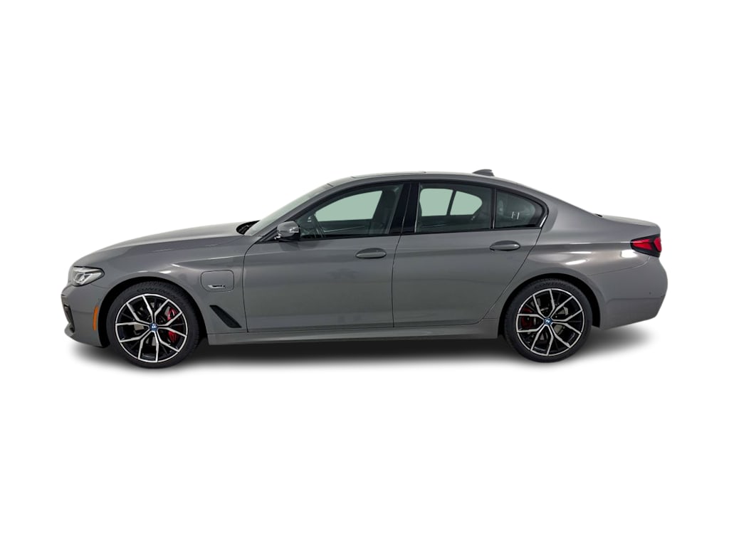 Thumbnail: 2022 BMW 5 Series - 11