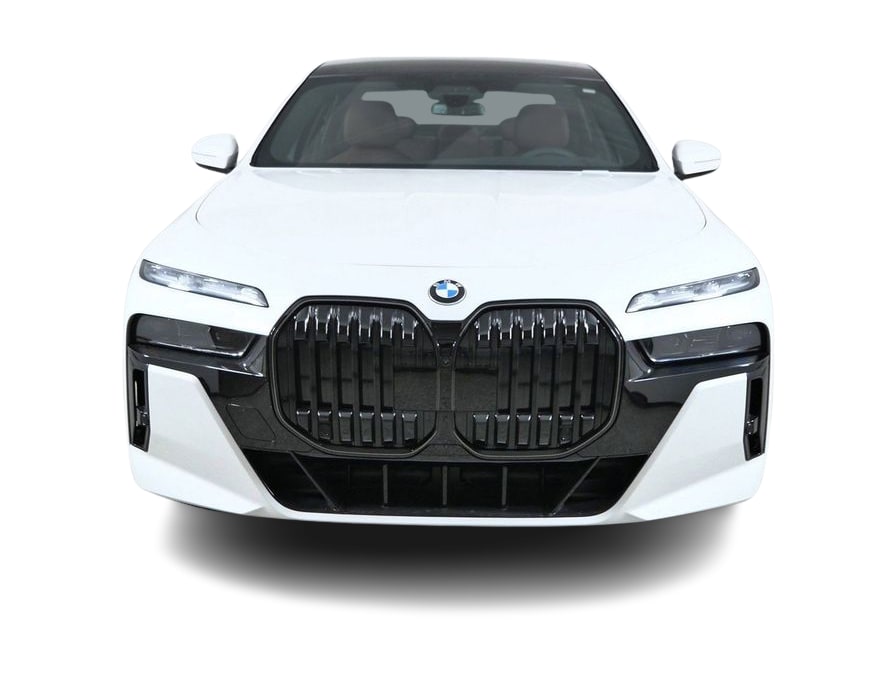Thumbnail: 2026 BMW 7 Series - 6