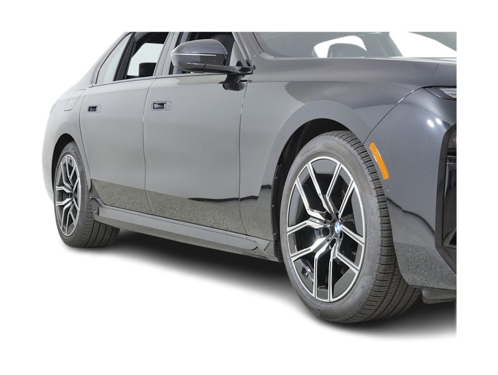 Thumbnail: 2025 BMW 7 Series - 3