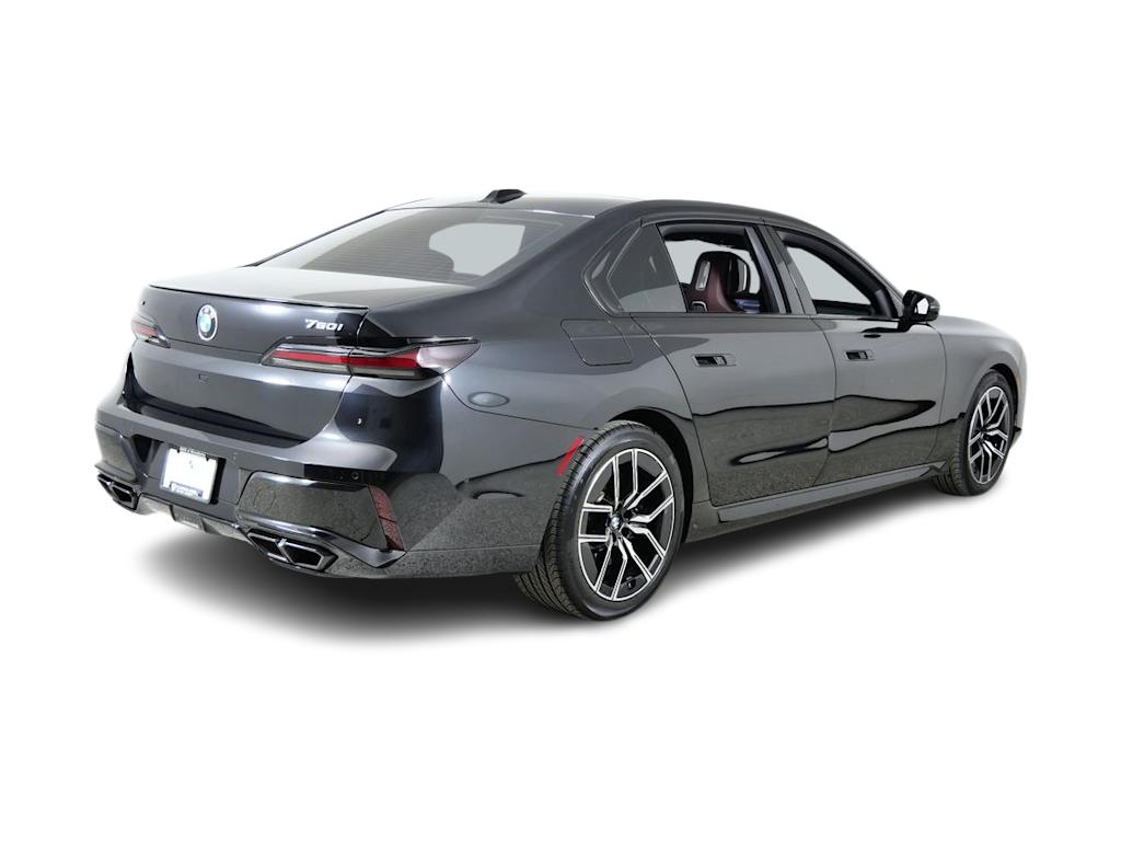 Thumbnail: 2023 BMW 7 Series - 20