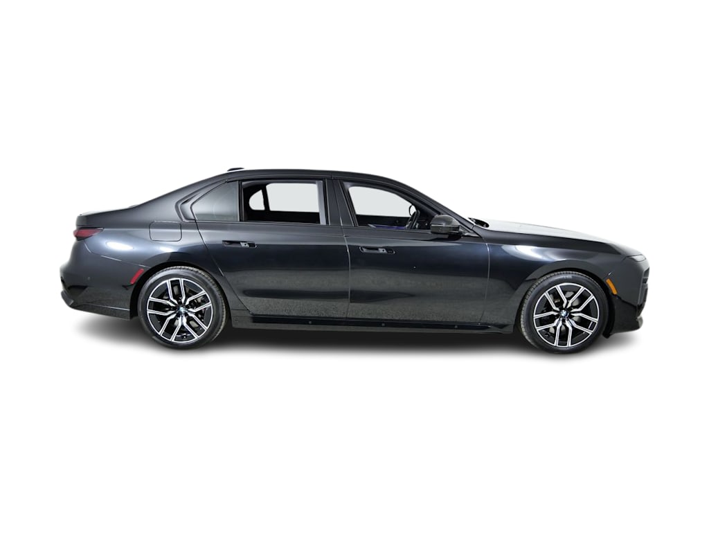 Thumbnail: 2023 BMW 7 Series - 19