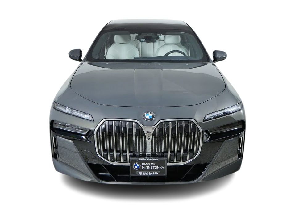 Thumbnail: 2024 BMW 7 Series - 28