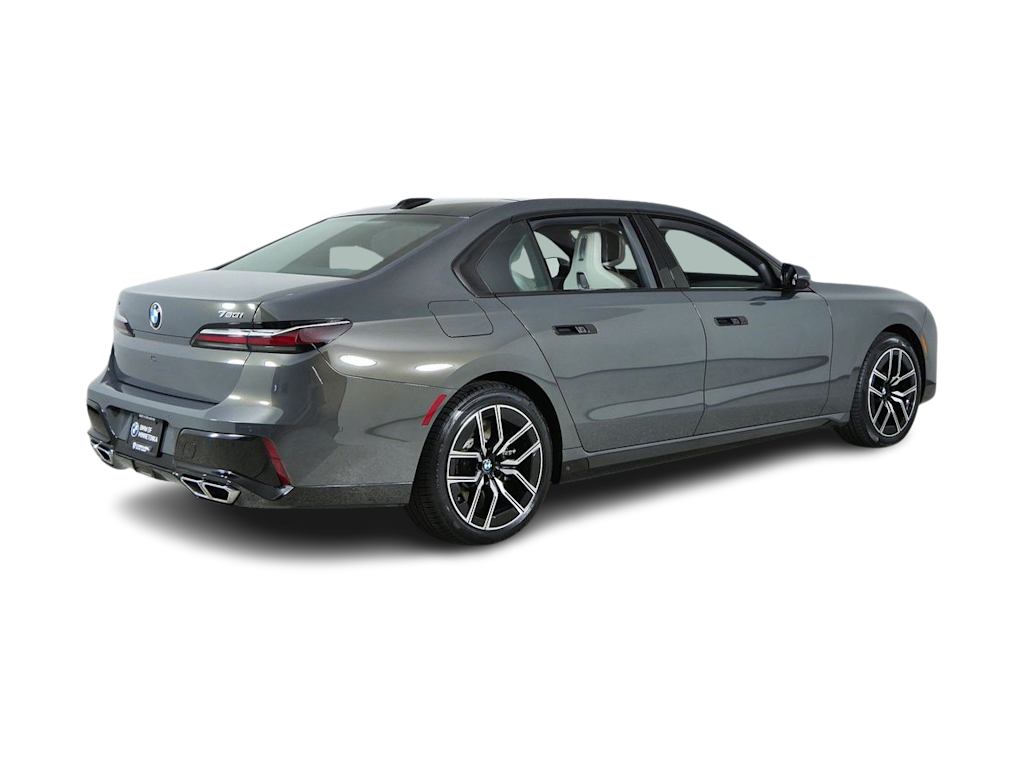 Thumbnail: 2024 BMW 7 Series - 21