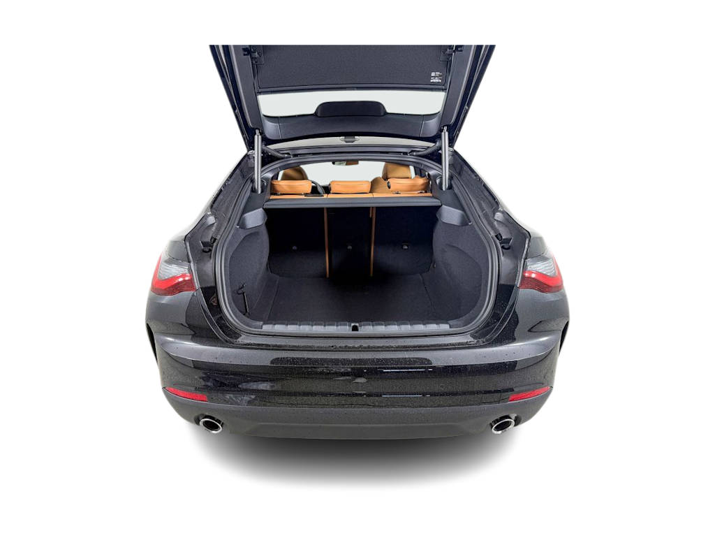 Thumbnail: 2025 BMW 4 Series - 30