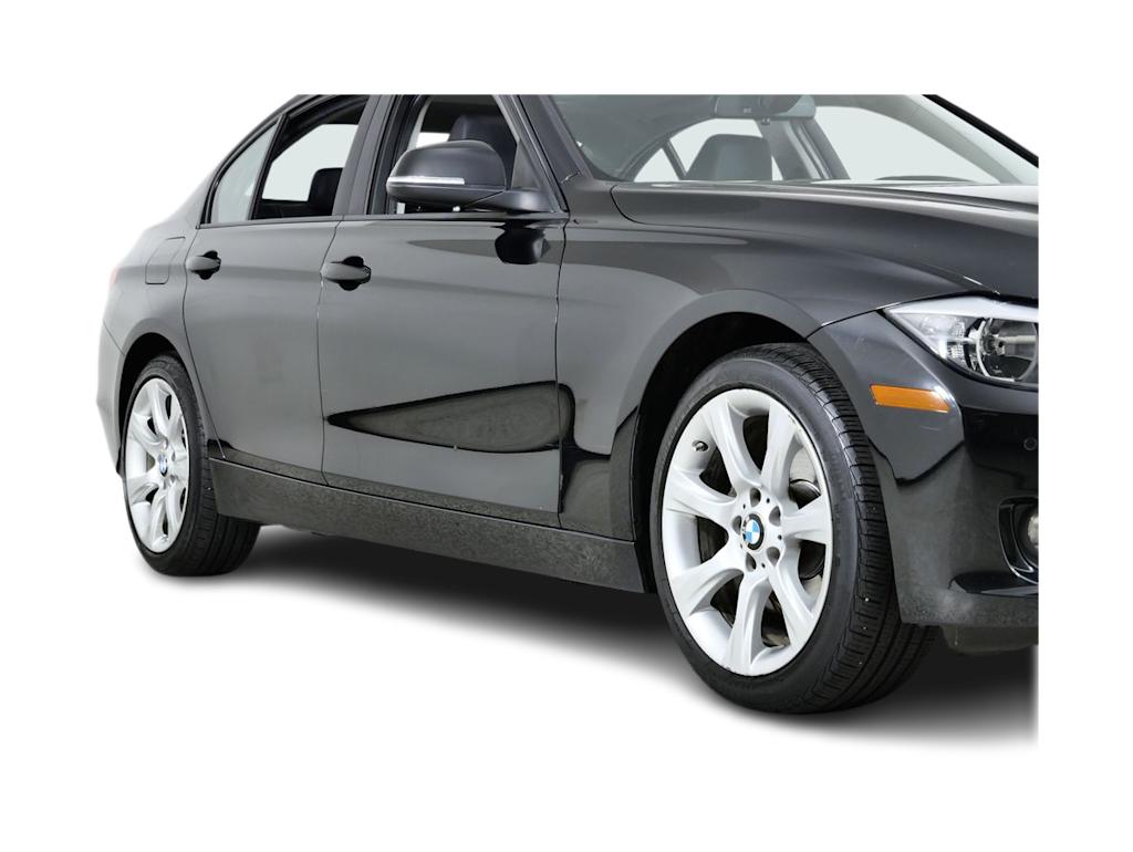 Thumbnail: 2015 BMW 3 Series - 18
