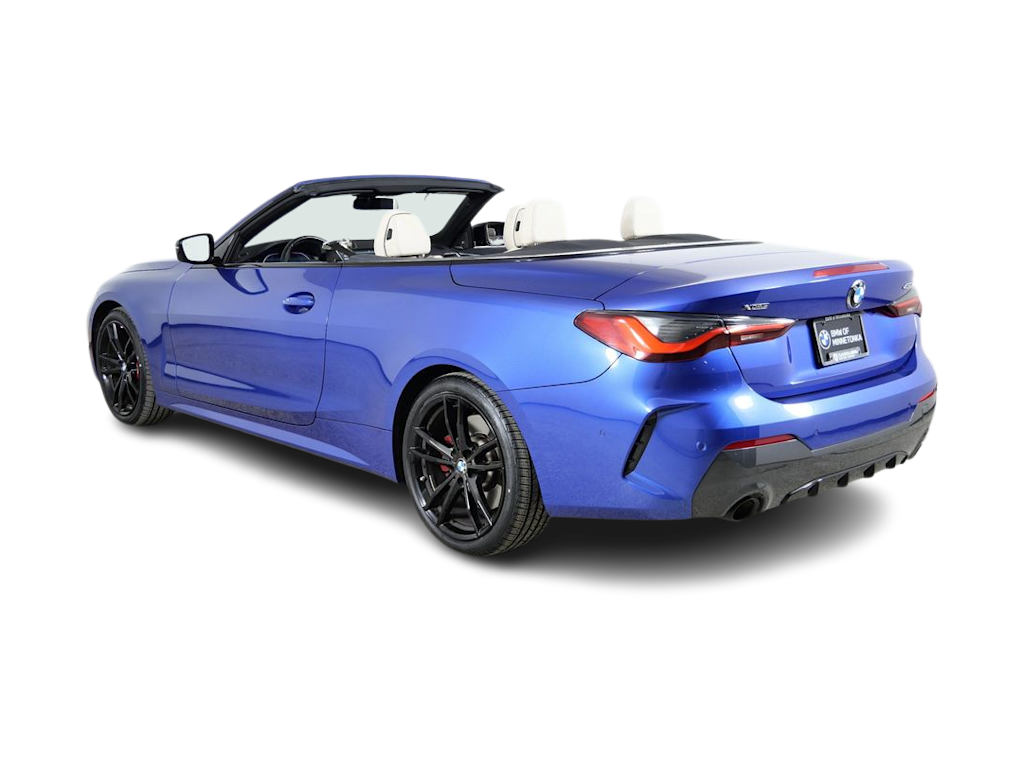 Thumbnail: 2023 BMW 4 Series - 4