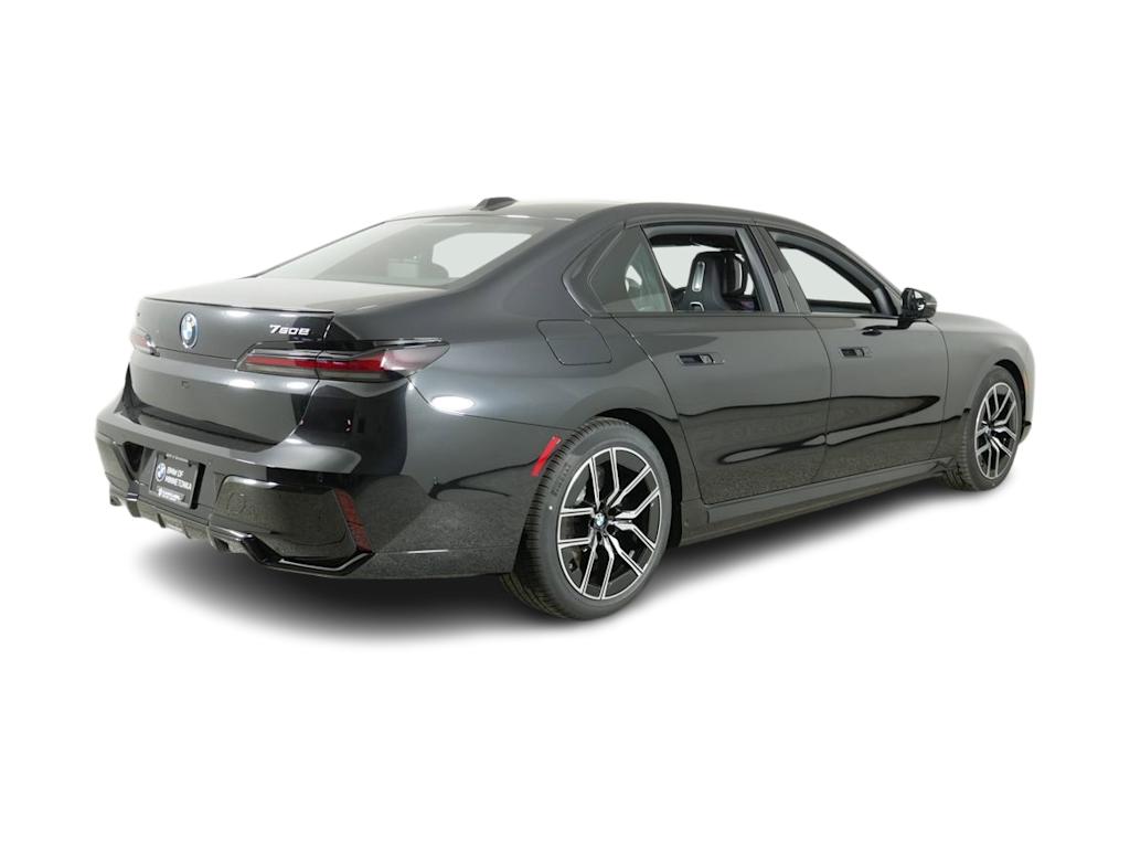 Thumbnail: 2025 BMW 7 Series - 21