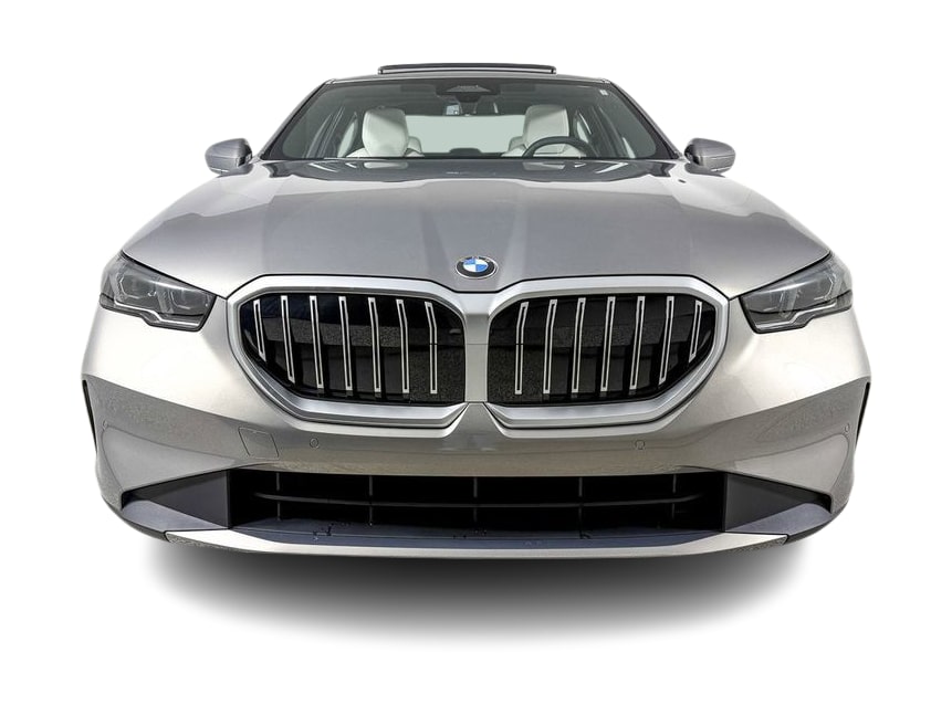 Thumbnail: 2025 BMW 5 Series - 6