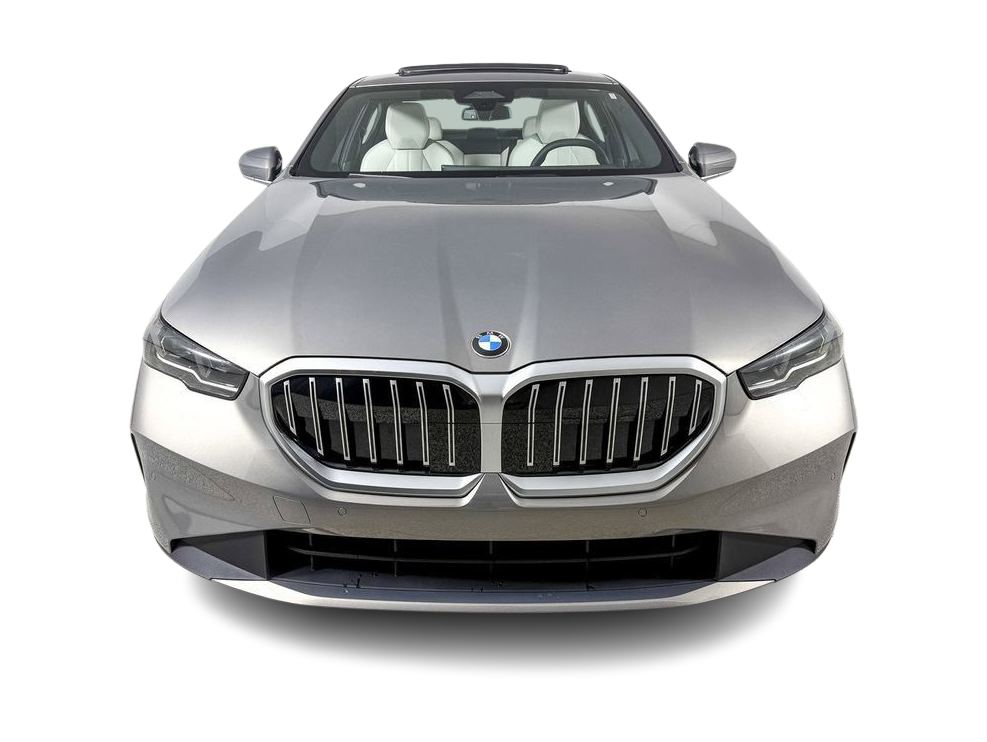 Thumbnail: 2025 BMW 5 Series - 20