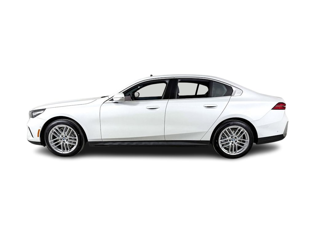 Thumbnail: 2025 BMW 5 Series - 22