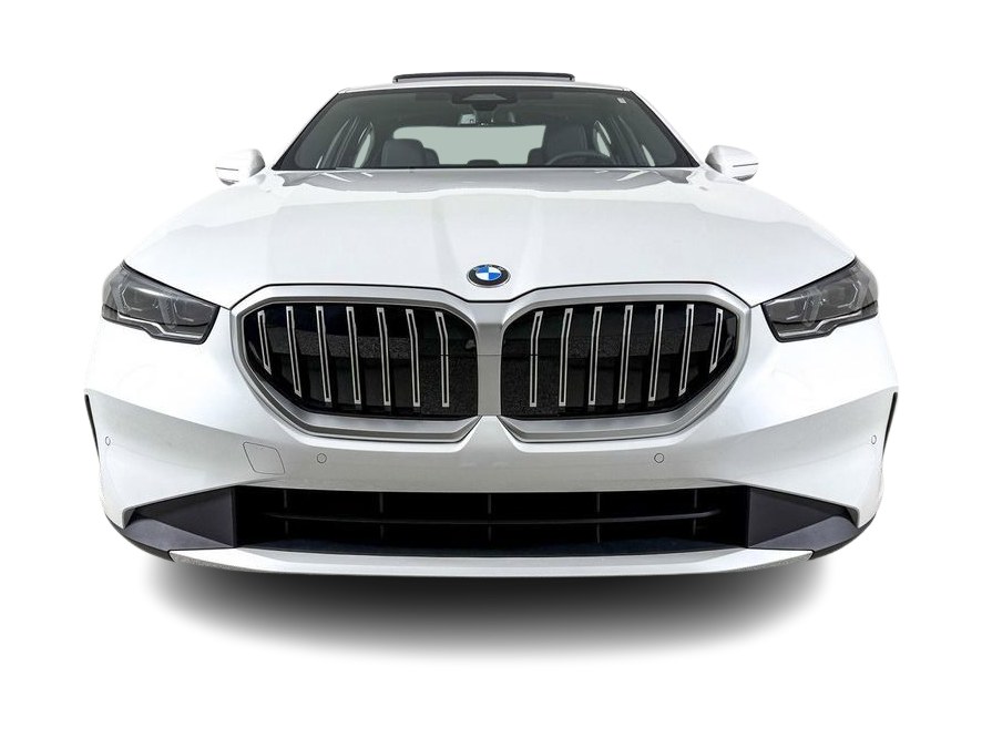 Thumbnail: 2025 BMW 5 Series - 6