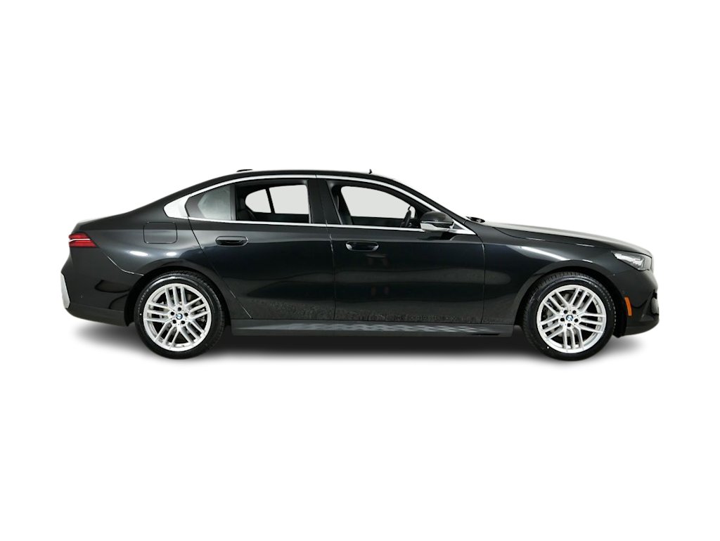 2024 BMW 5 Series 530i xDrive 18