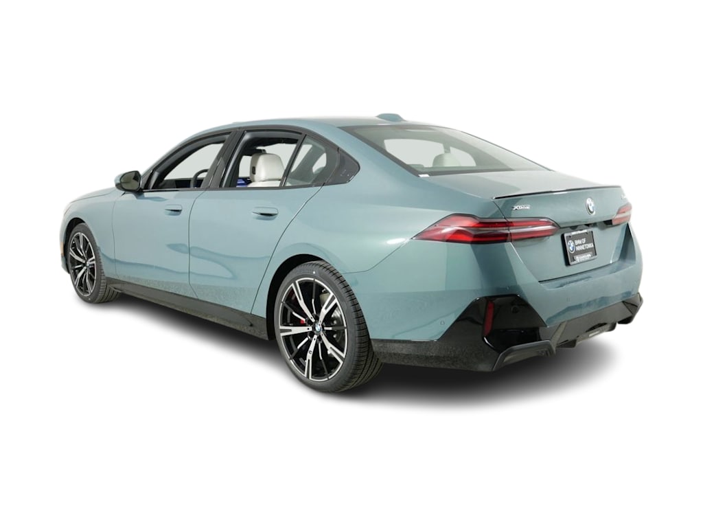 Thumbnail: 2025 BMW 5 Series - 4