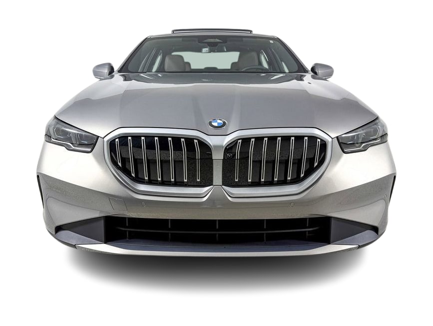 Thumbnail: 2025 BMW 5 Series - 6